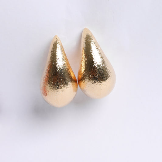 Marilyn Walnut Earring